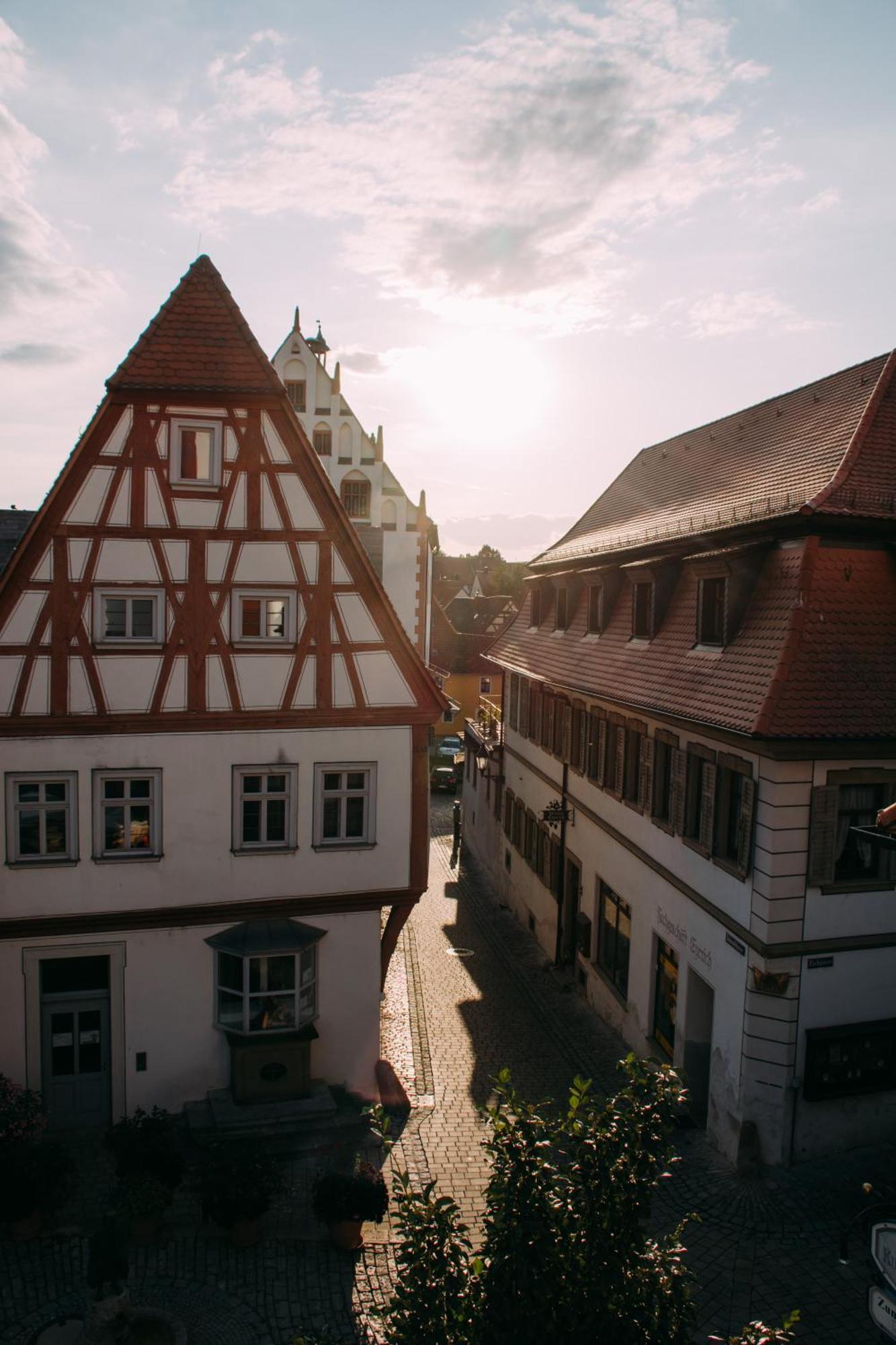 Akzent Hotel Franziskaner Dettelbach Bagian luar foto